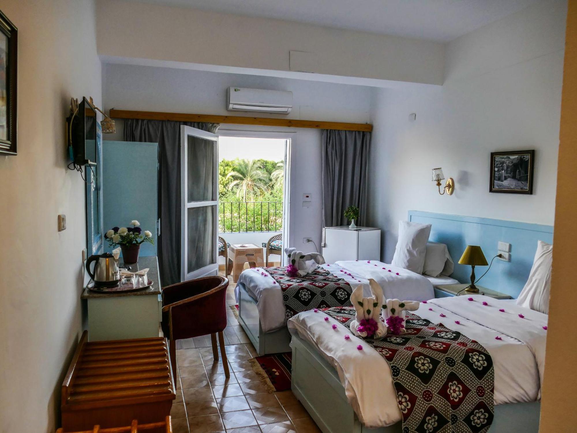 El Gezira Hotel Luxor Eksteriør billede