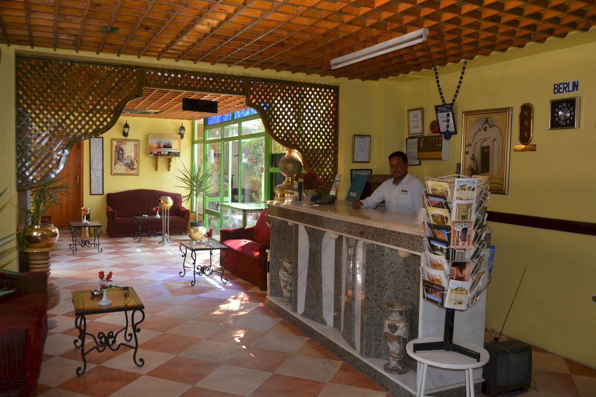 El Gezira Hotel Luxor Eksteriør billede