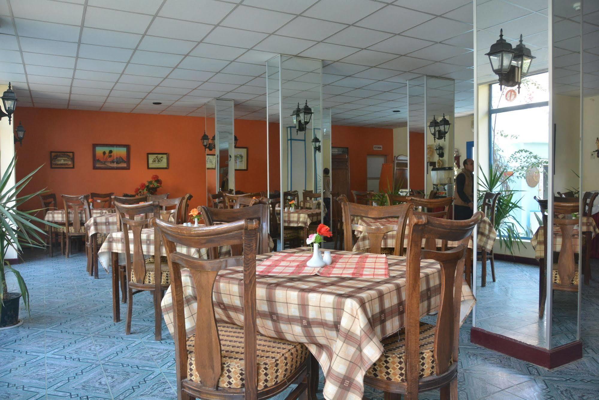 El Gezira Hotel Luxor Eksteriør billede